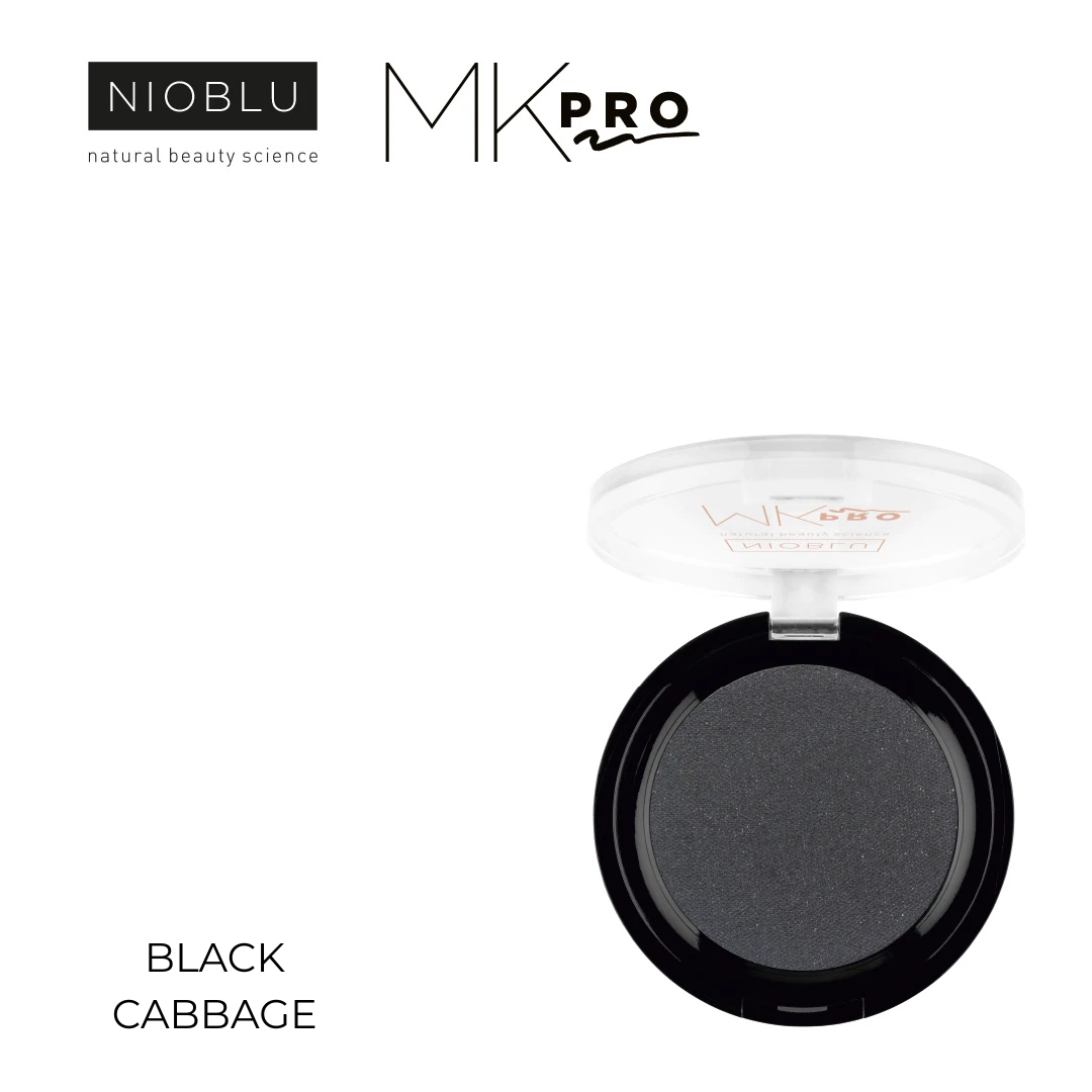 Nioblu Oogschaduw Black Cabbage: Intense donkere tint - Divae. Nioblu Oogschaduw Black Cabbage voor een krachtige en donkere oogcontour bij Divae IJsselstein.