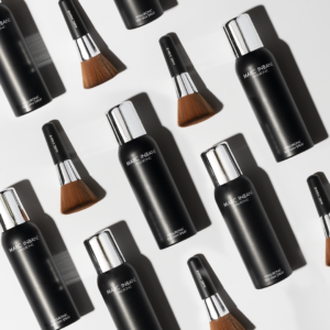 MARC INBANE Hyaluronic Self-Tan Spray met hyaluronzuur voor hydratatie en tanning bij Divae in IJsselstein.